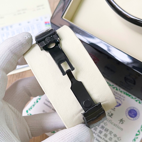 ブランド時計全体デザイン